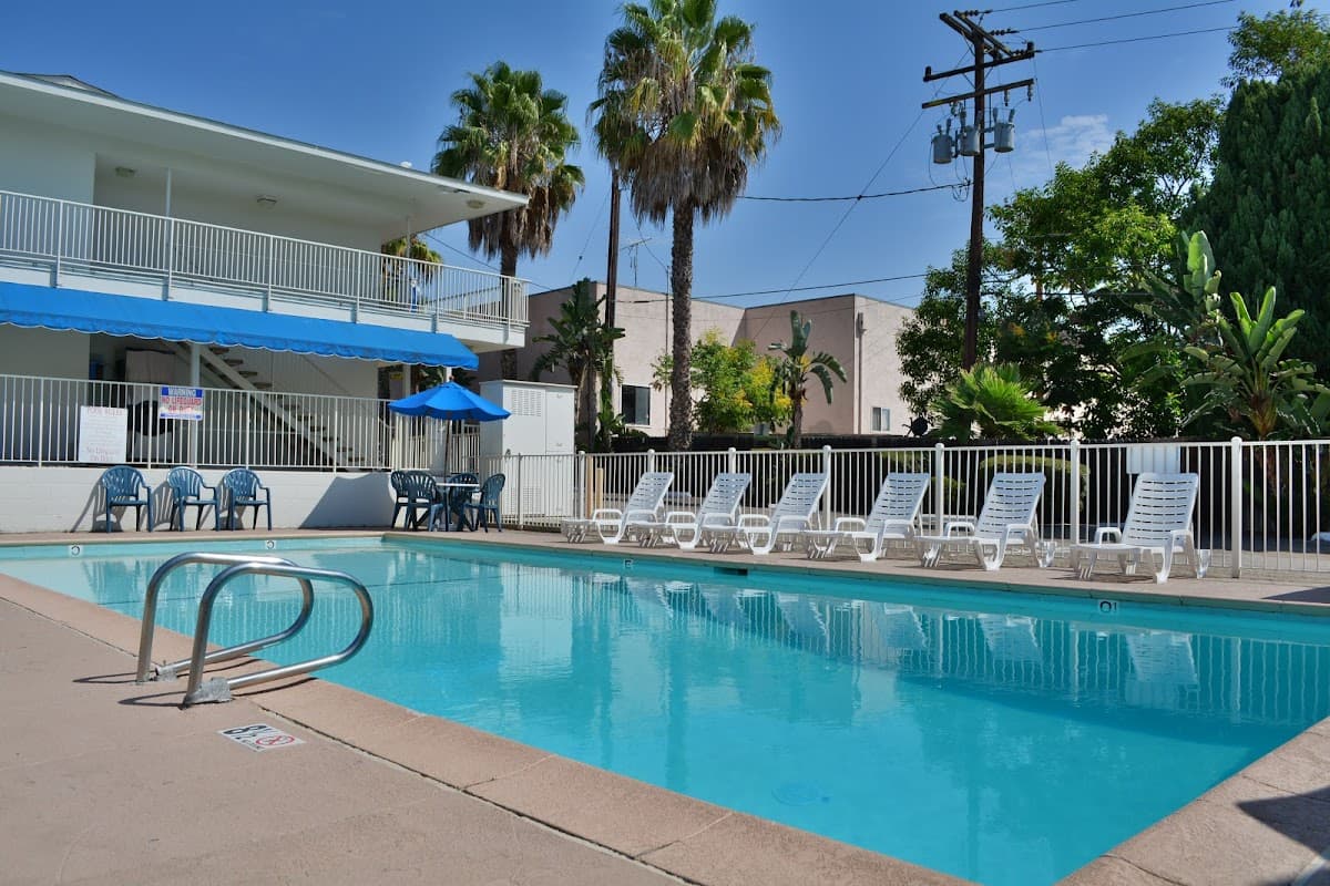 Motel 6 Santa Barbara, CA - State Street