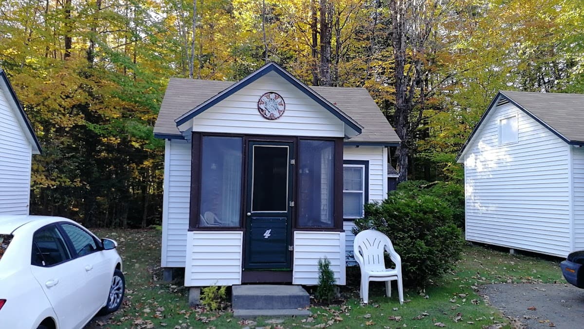 Profile Motel & Cottages