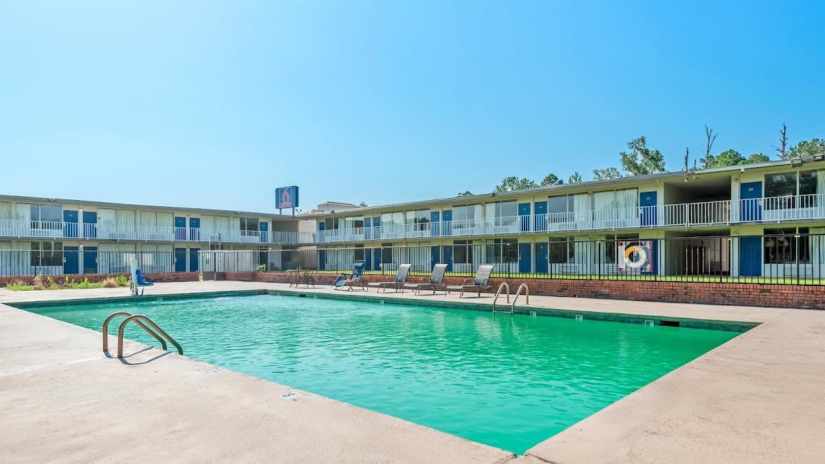 Motel 6 Hammond, LA – I 12 – I 55