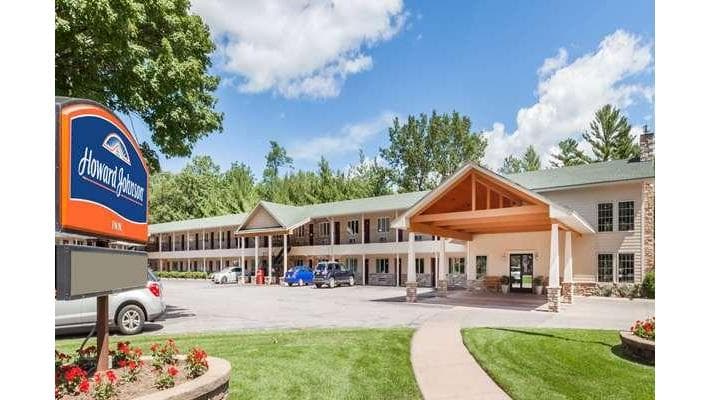 Howard Johnson by Wyndham Traverse City