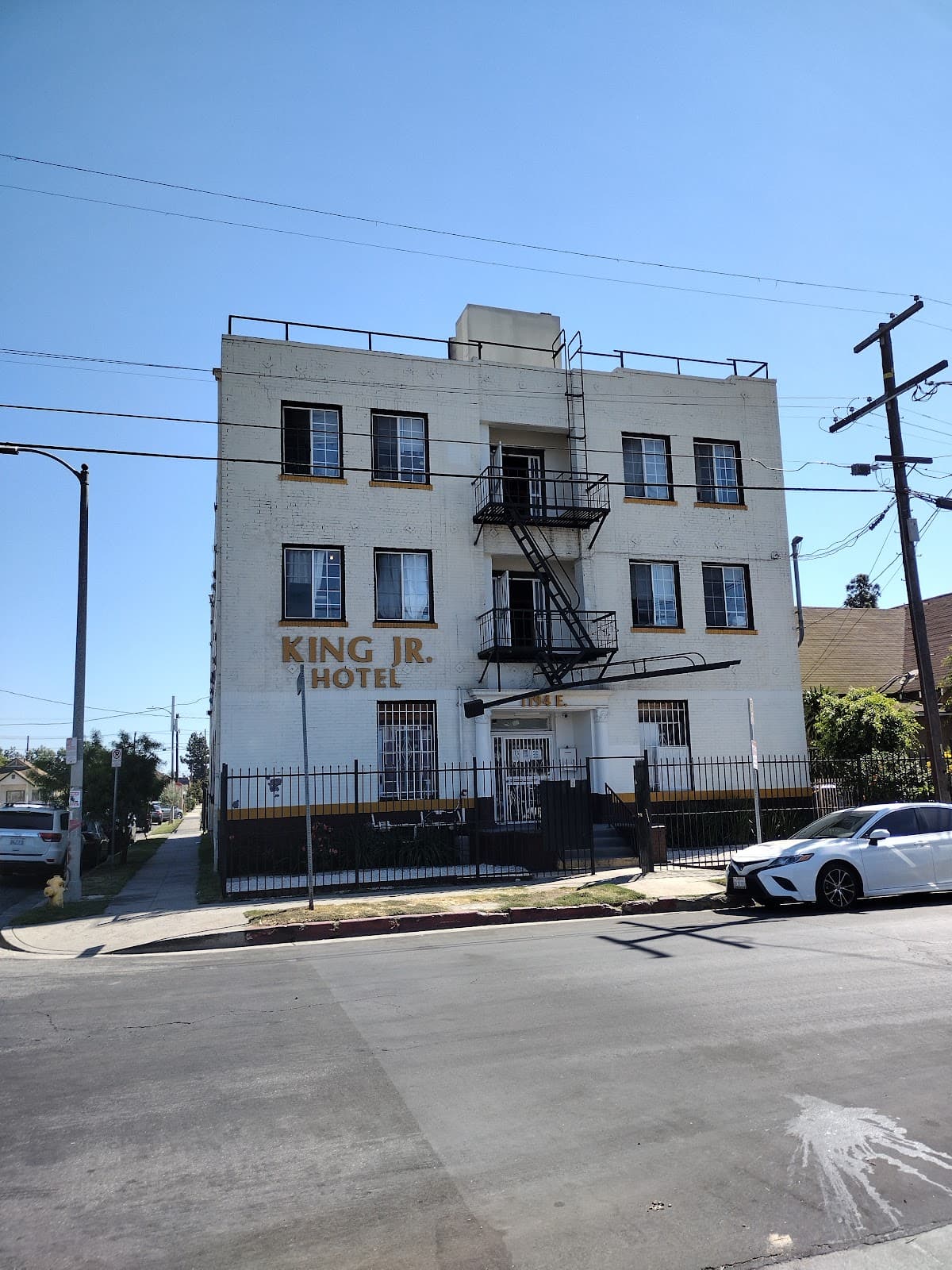 King Junior Hotel