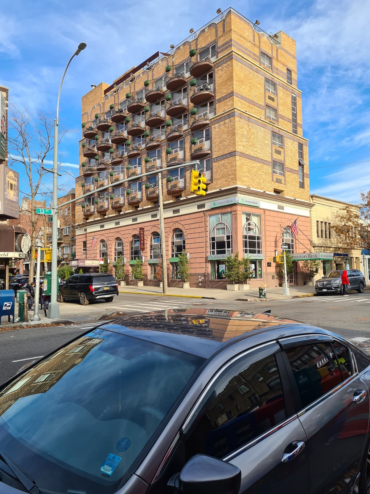 Avenue Plaza Hotel