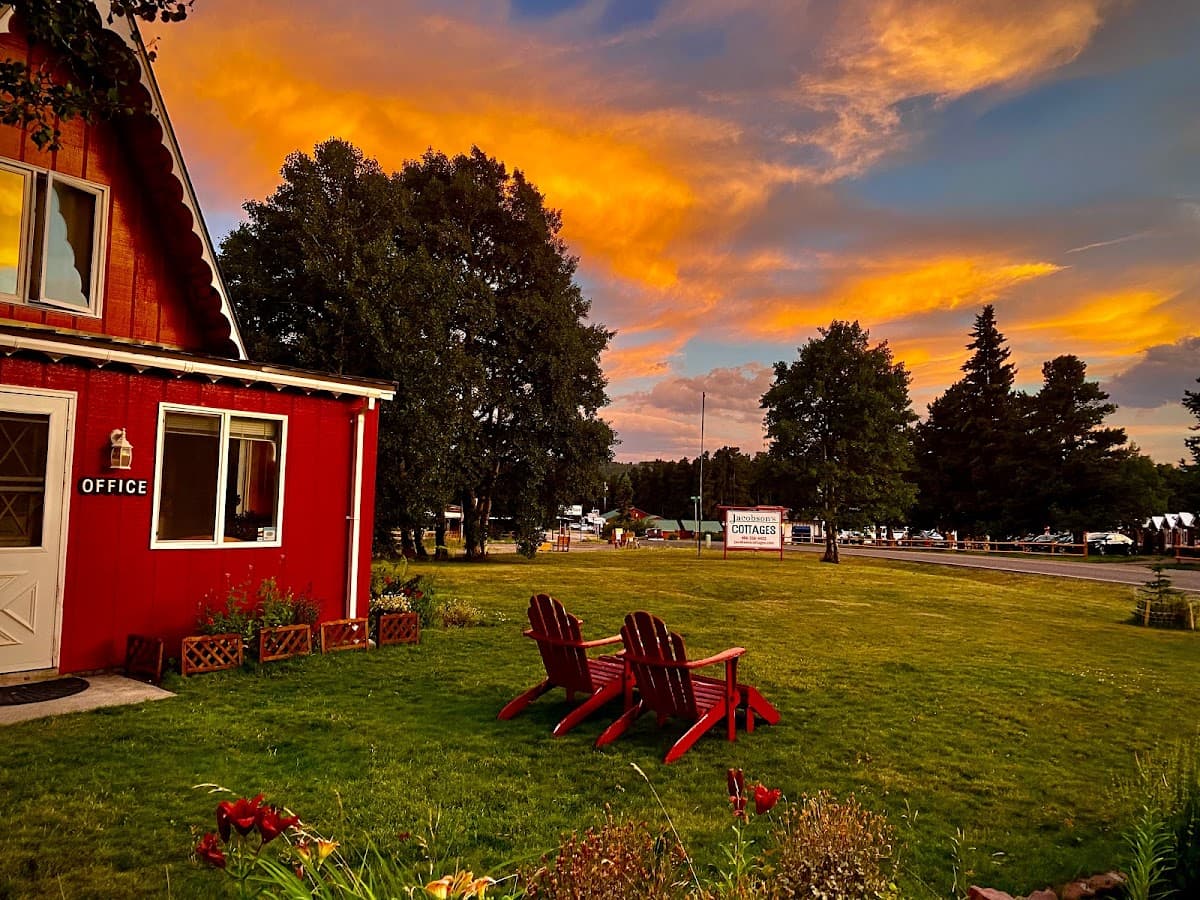 Jacobson's Cottages