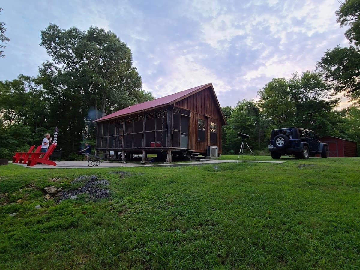 Cozy Buffalo River Cabin