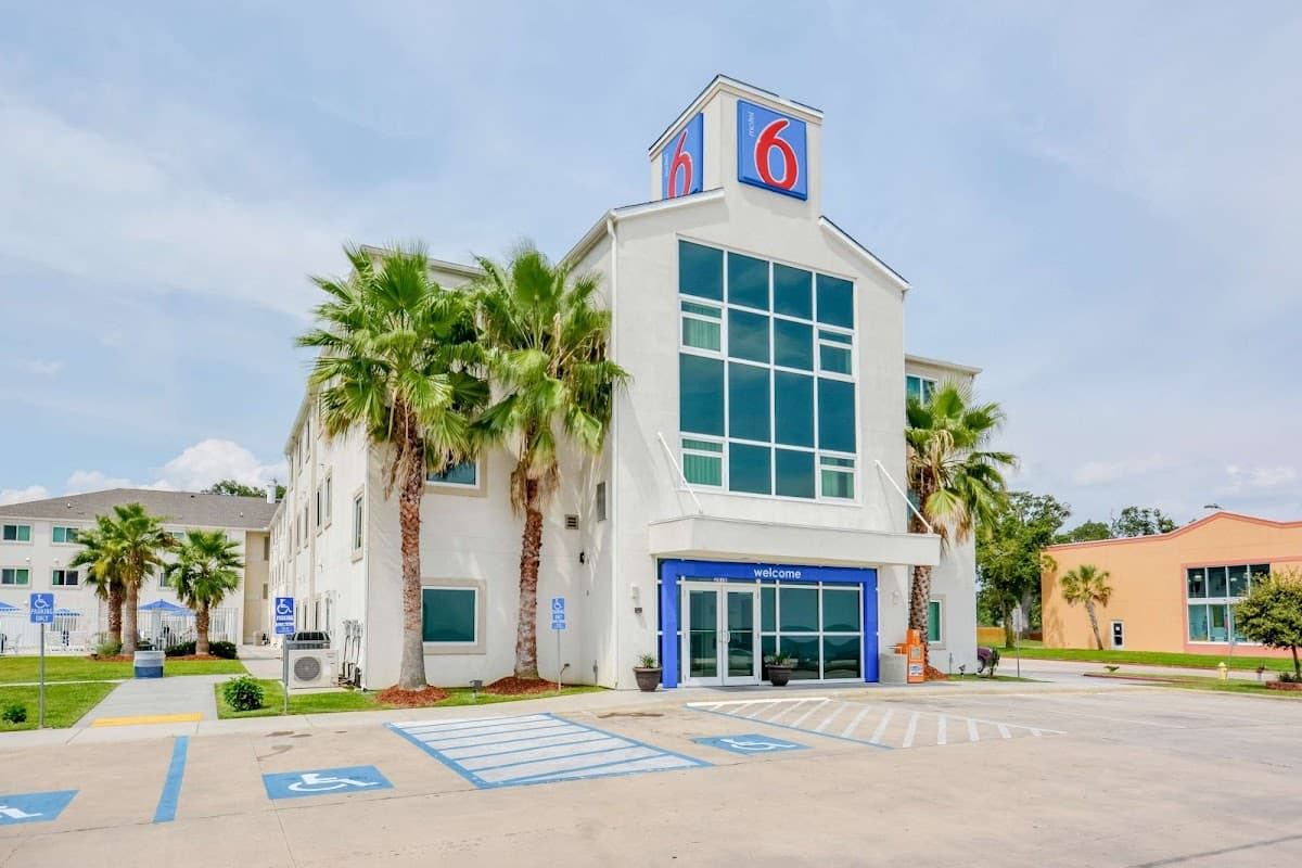 Motel 6 San Francisco, CA – Lombard Street