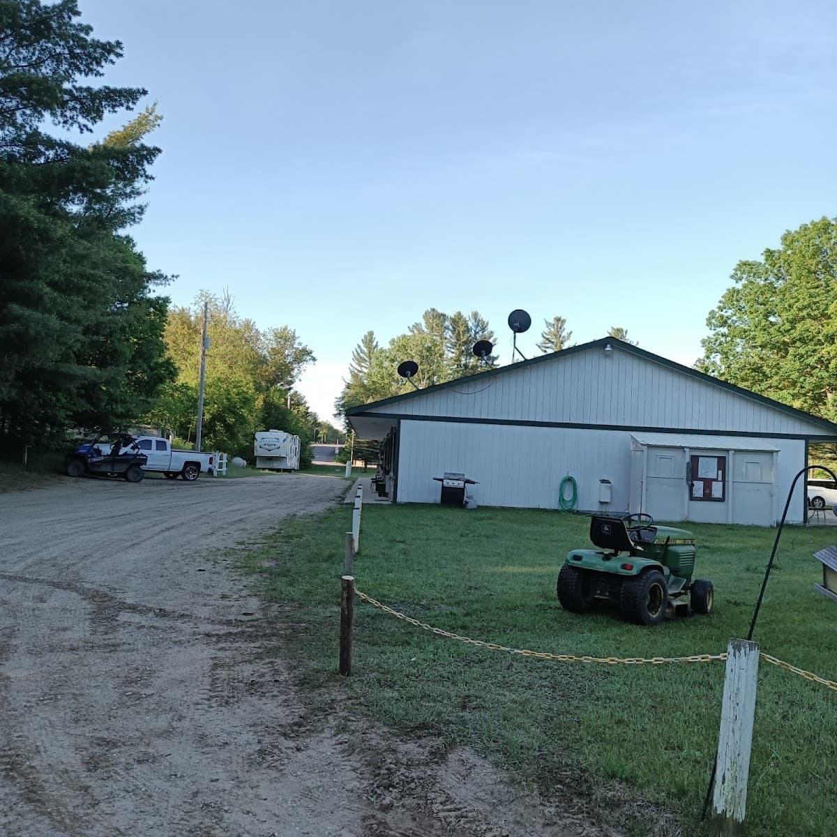 Leota Lodge Motel