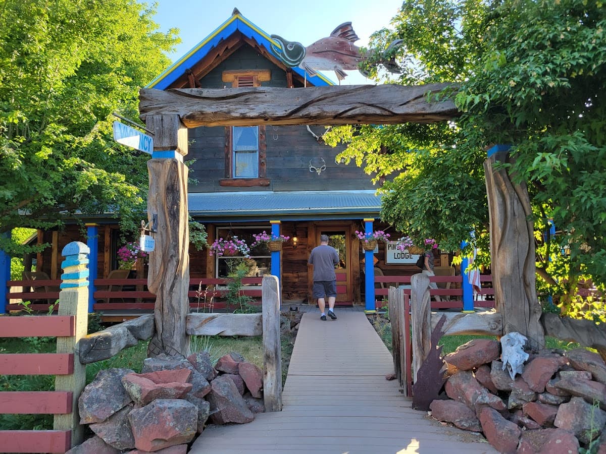 Pine Valley Lodge