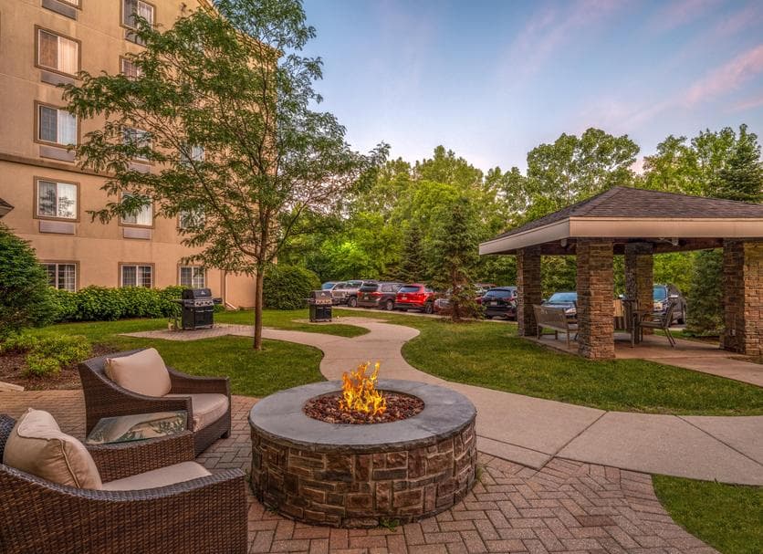 Staybridge Suites Milwaukee Airport South by IHG