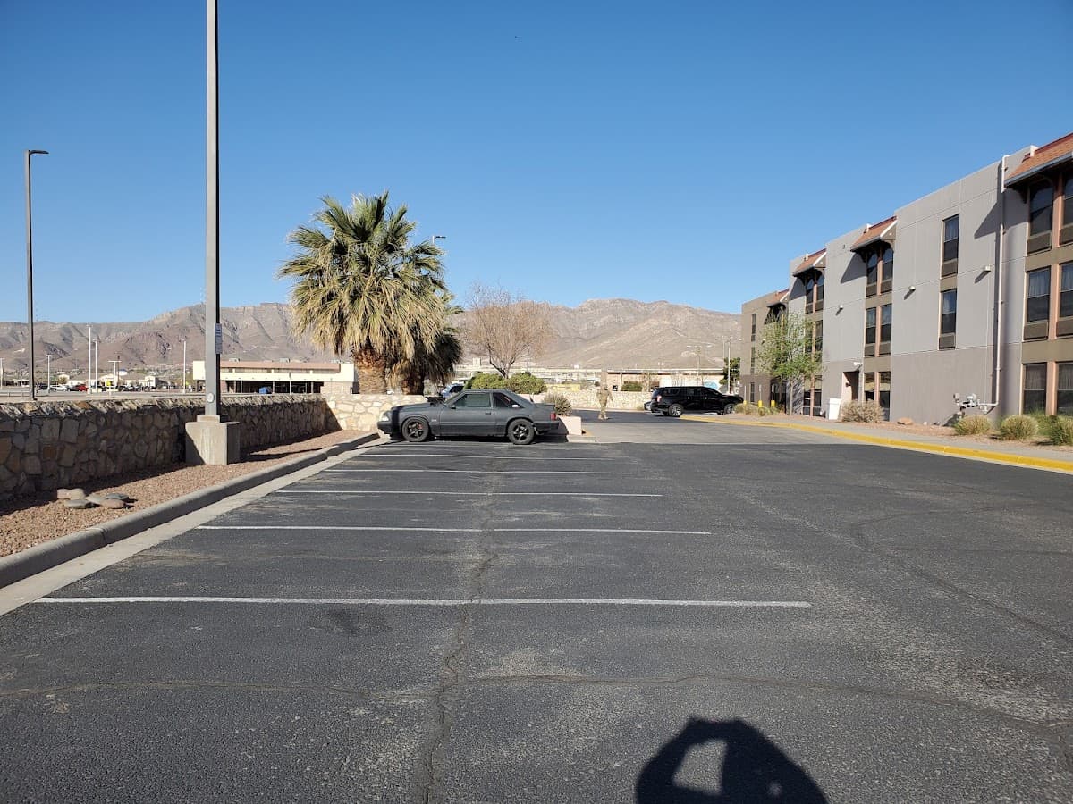 Holiday Inn Express Guesthouse