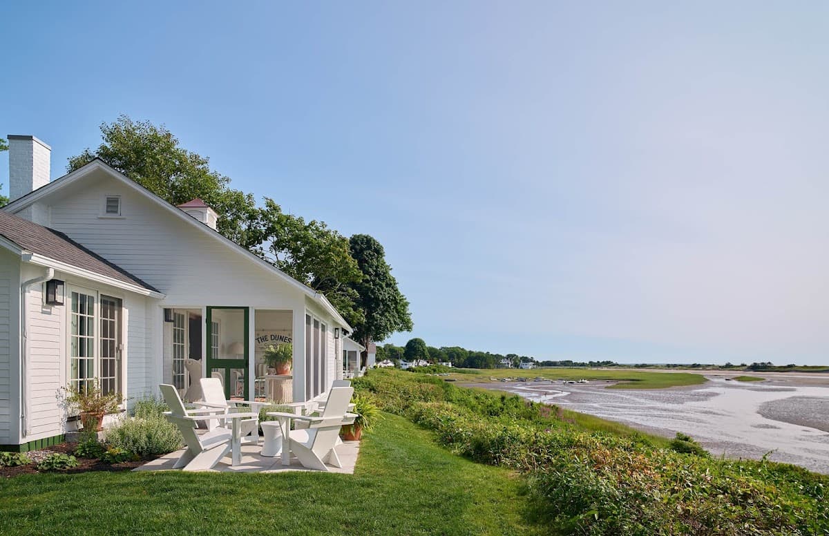 The Dunes on the Waterfront