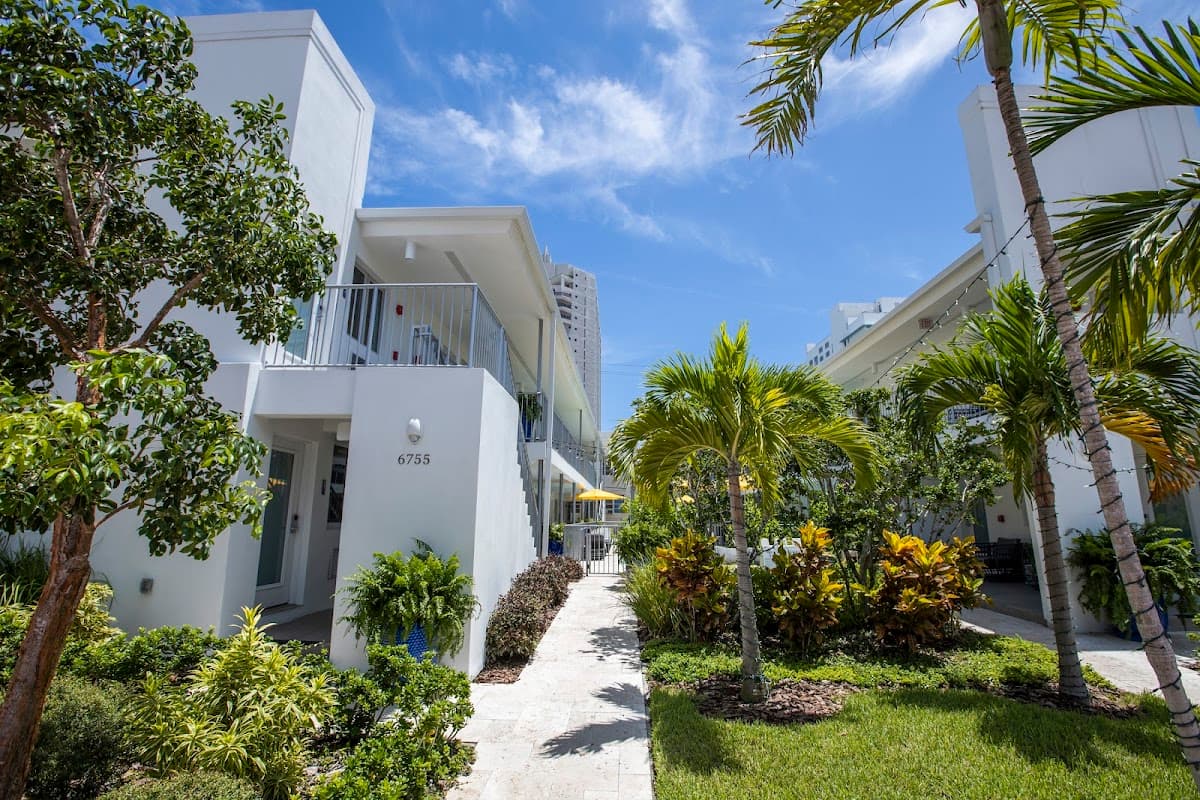 Waterside Hotel