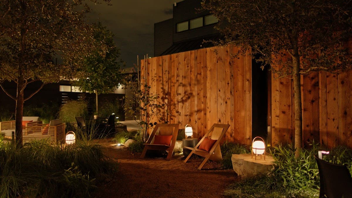 Frame Hotel - SoCo