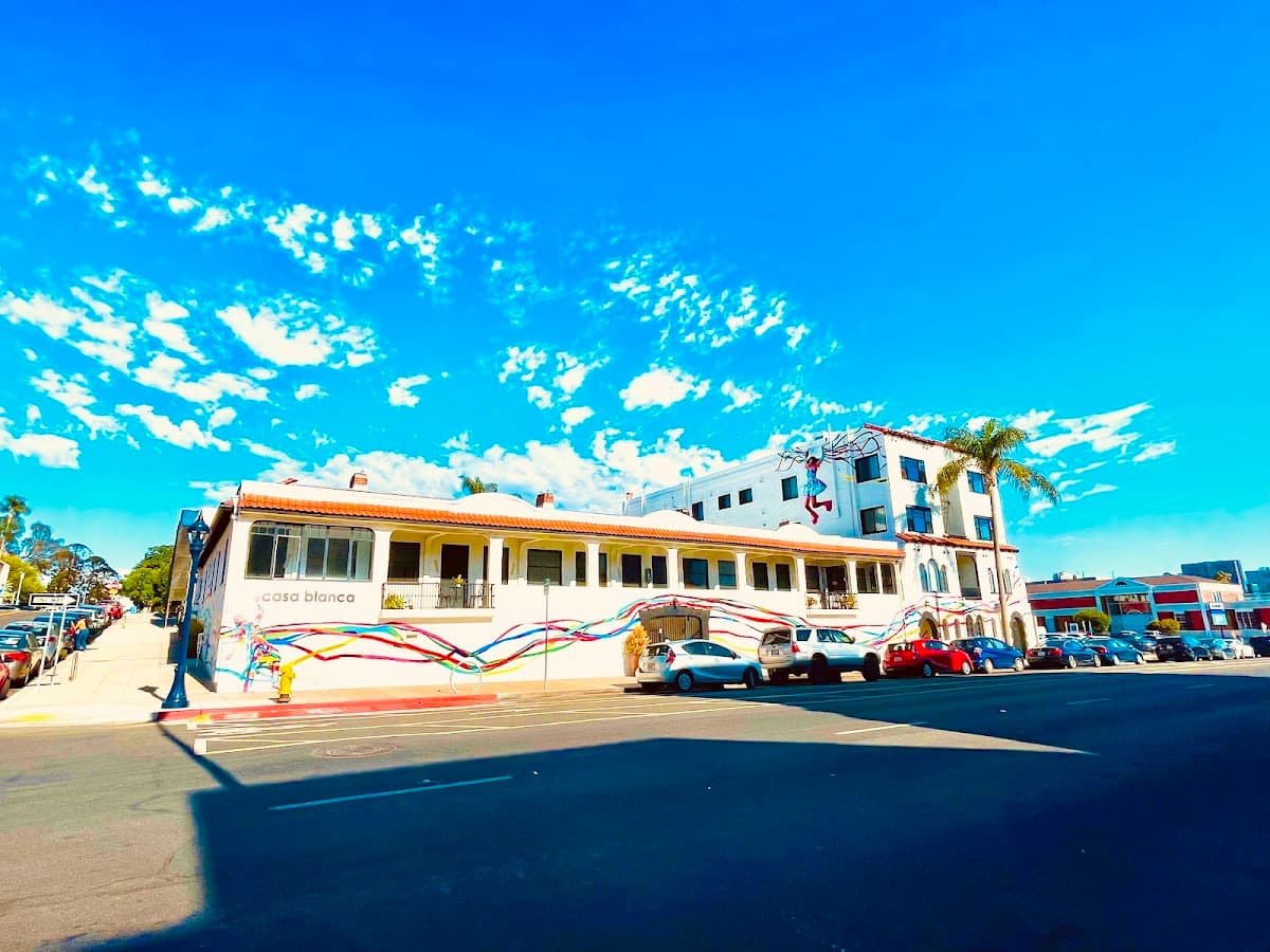 Casa Blanca Apartment Homes