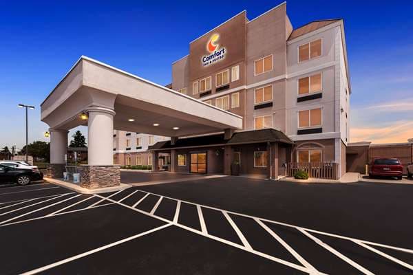 Comfort Inn & Suites Heath - Newark South