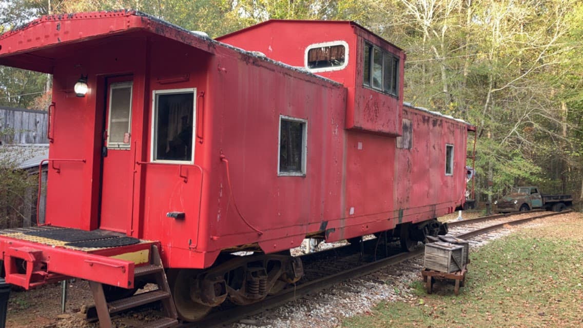 Cap's Caboose