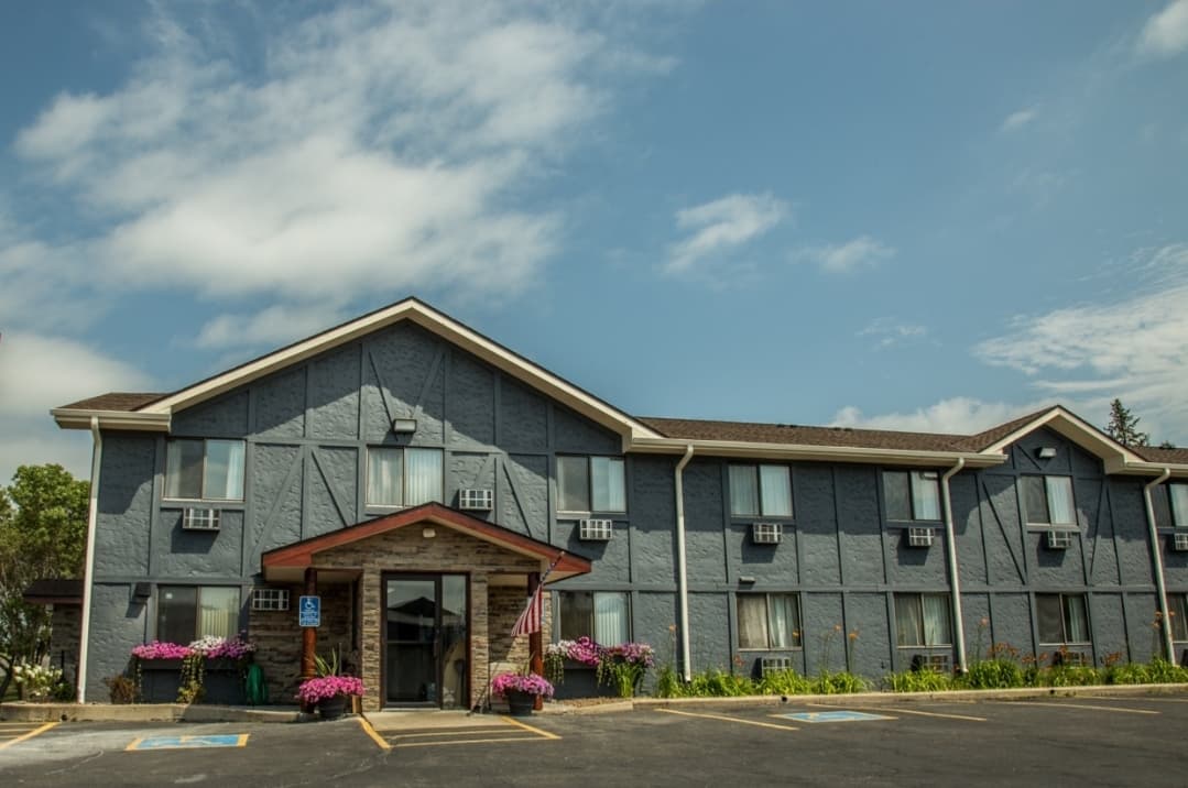 Star of the Lakes Hotel