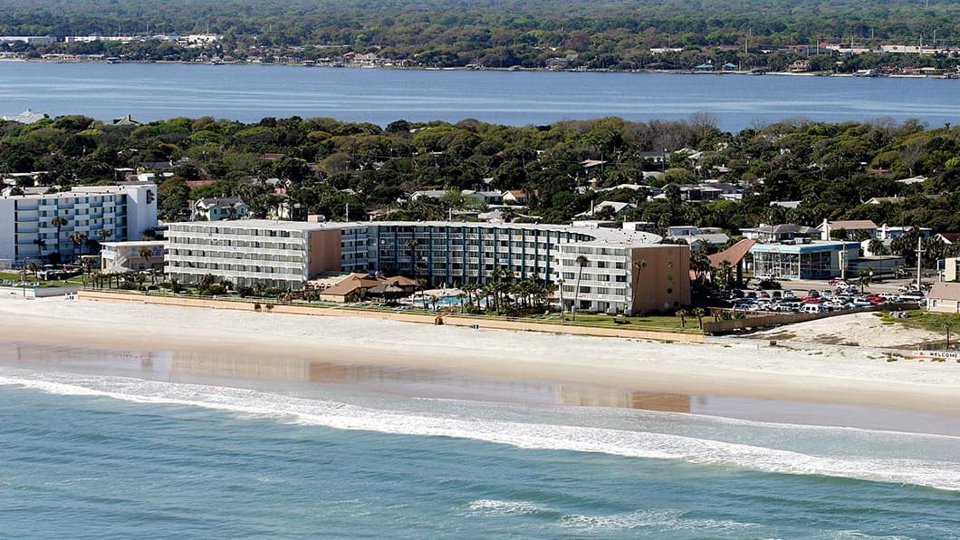 Hawaiian Inn Beach Resort
