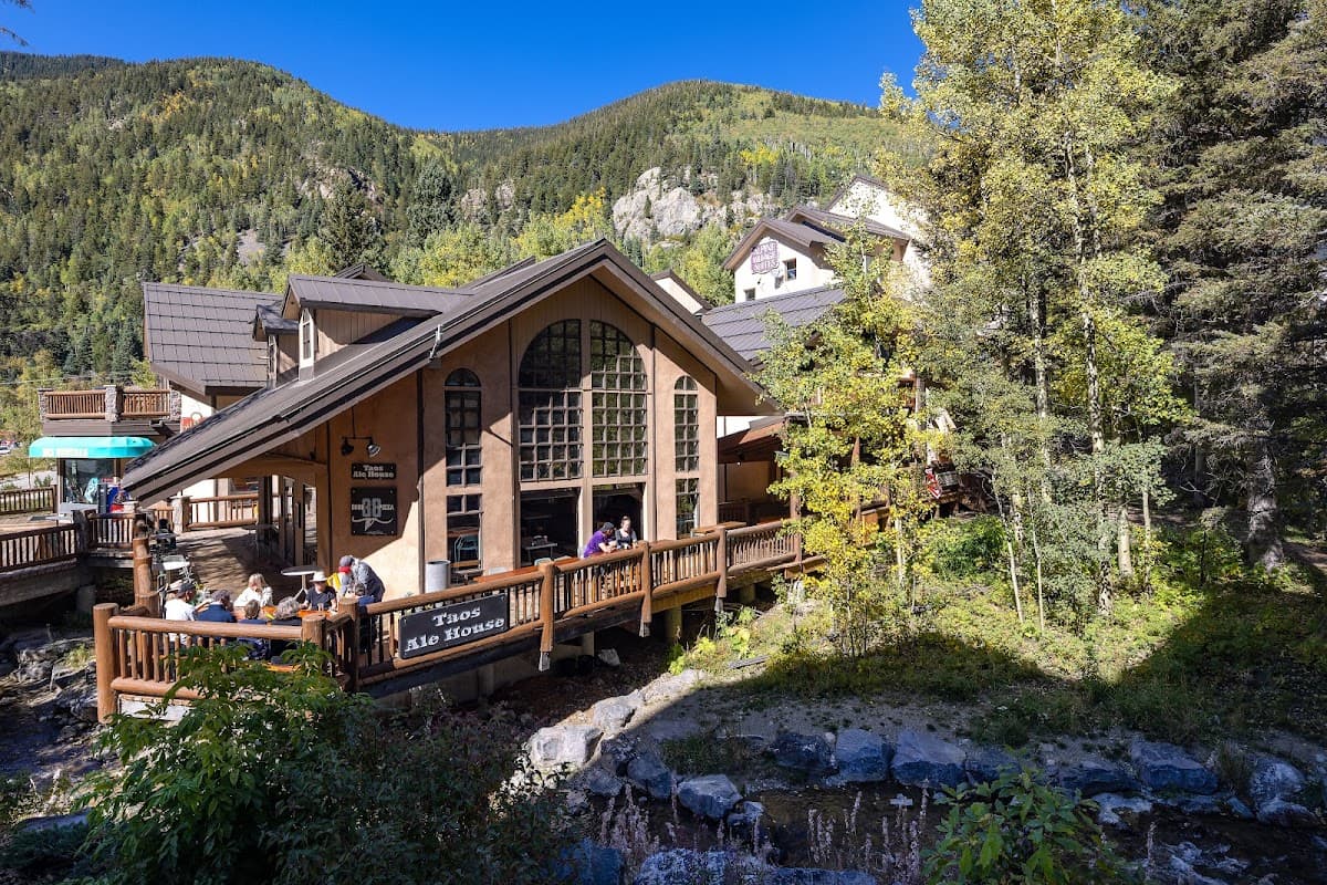 Alpine Village Suites