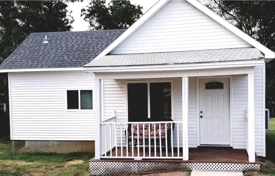 Swin Housing - $44 a Night