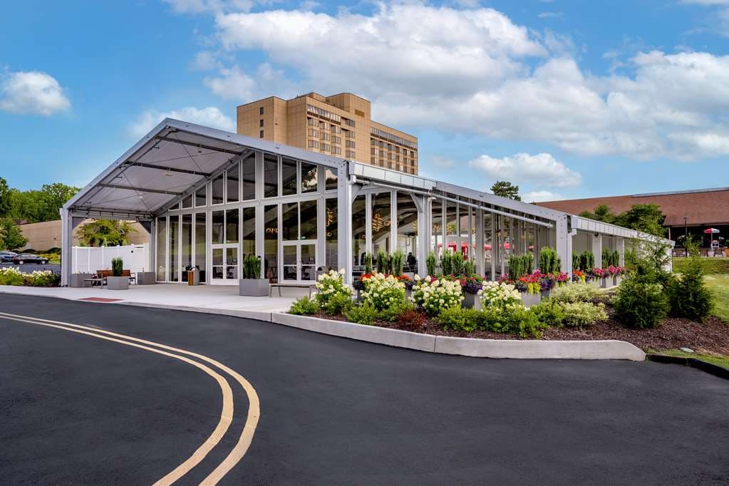 DoubleTree by Hilton Hotel St. Louis - Chesterfield