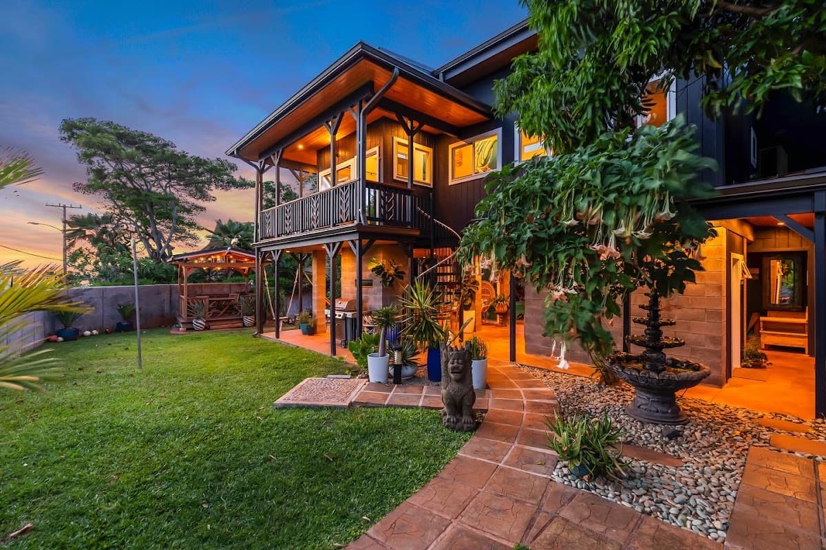 Mangolani Inn