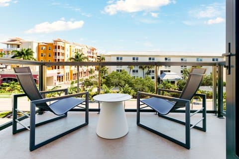 AC Hotel Naples 5th Avenue