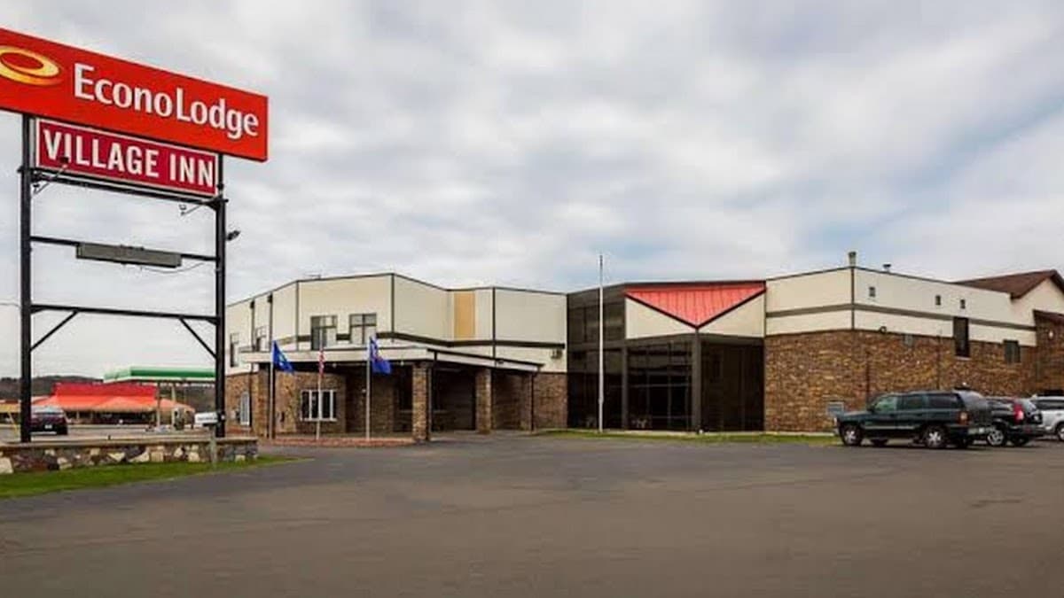 Econo Lodge Waupaca