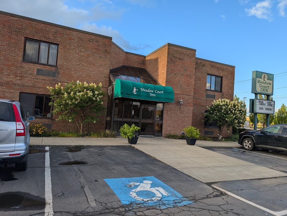 Meadow Court Inn