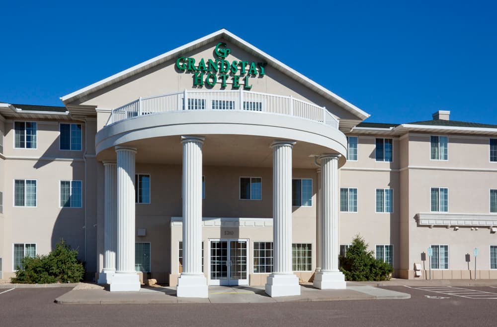GrandStay Residential Suites Hotel - Eau Claire