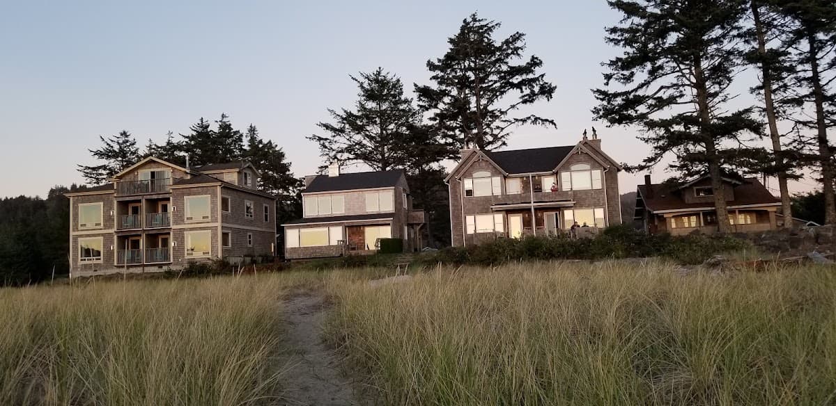 The White Heron Lodge