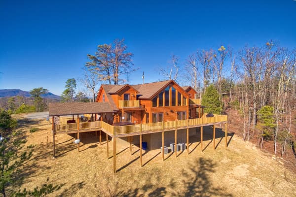 Mel's Mountain View Lodge