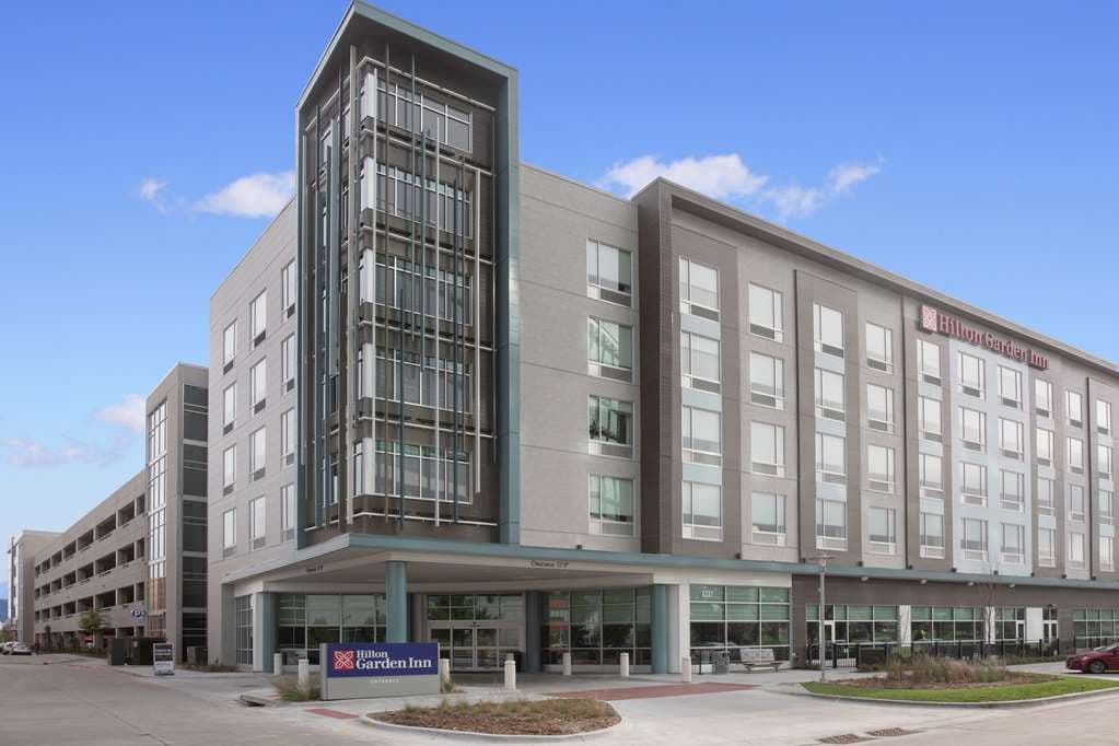 Hilton Garden Inn Omaha Aksarben Village