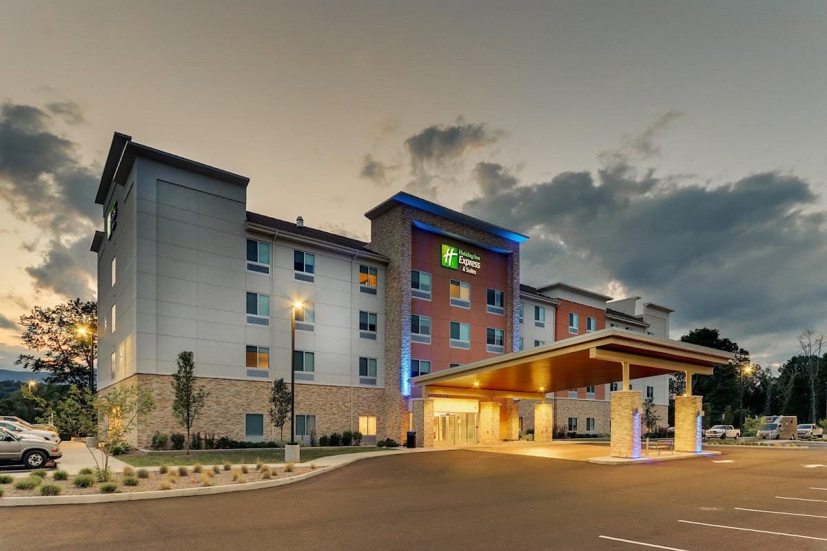 Holiday Inn Express & Suites Saugerties - Hudson Valley by IHG