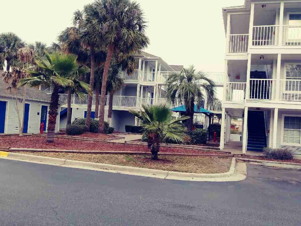 InTown Suites Extended Stay Orlando FL - South