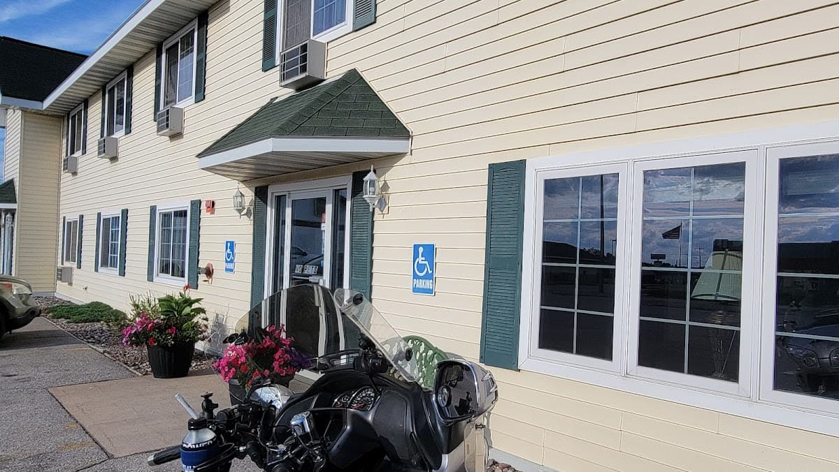 Lincoln Host Motor Inn