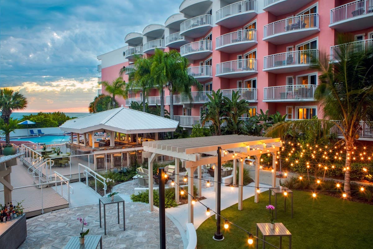 Beach House Suites