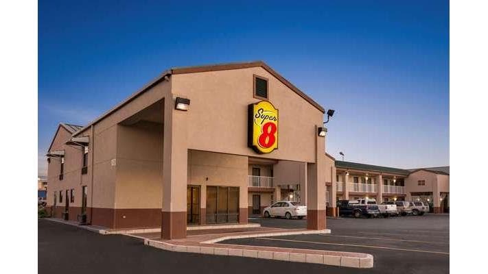Super 8 by Wyndham Hattiesburg North/University Area