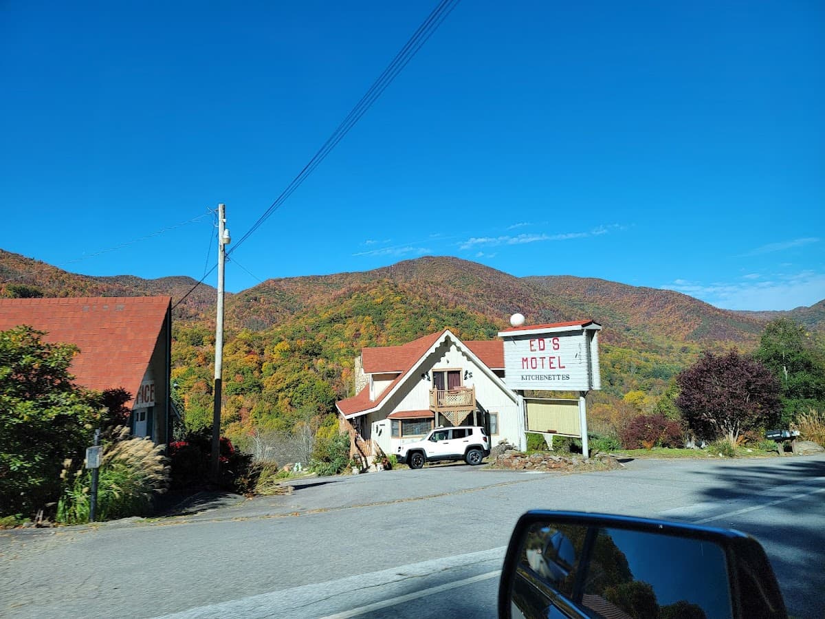 Ed's Motel