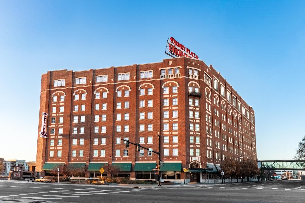 Drury Plaza Hotel Broadview Wichita