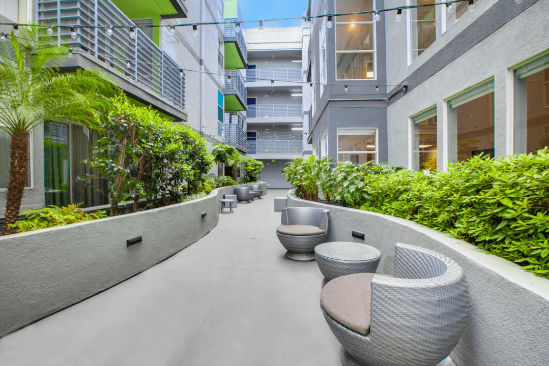 Park Catalina Apartments