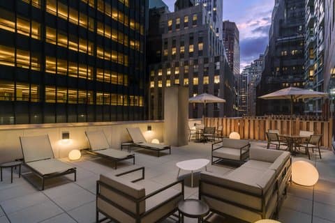 Courtyard by Marriott New York Downtown Manhattan/Financial District